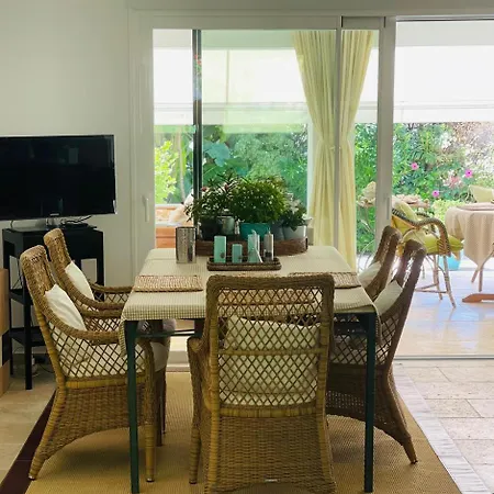 Impecable En Nagueeles, A 5 Minutos De Marbella, Puerto Banus Y La Playa
